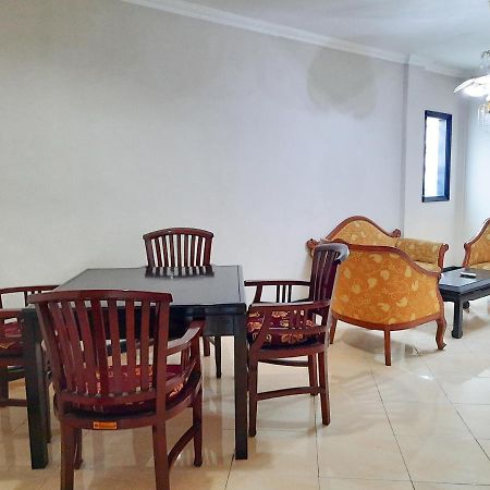 Hotel Sofia Juanda Surabaya Сидоарджо Екстериор снимка